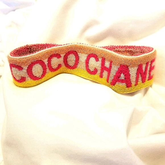 Chanel Retro 90\'s Headband main image 5